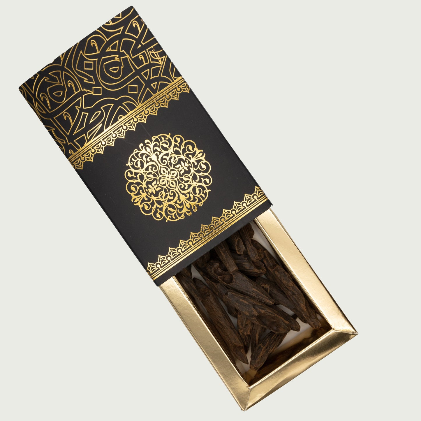 خشب العود الأزرق الملكي 